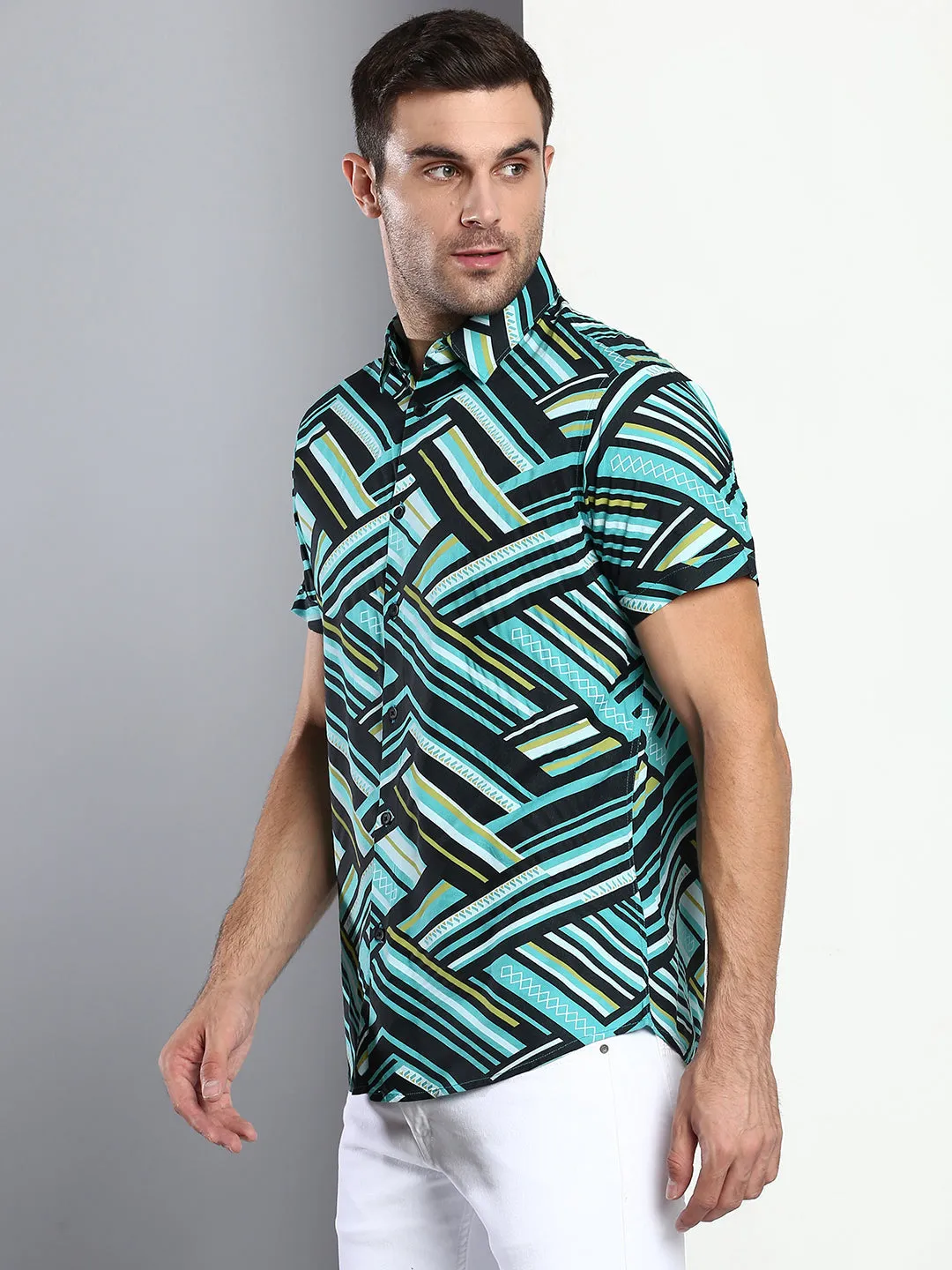 Men's Abstract Print Green Slim Fit Rayon Casual Shirt With Spread Collar & Half Sleeves