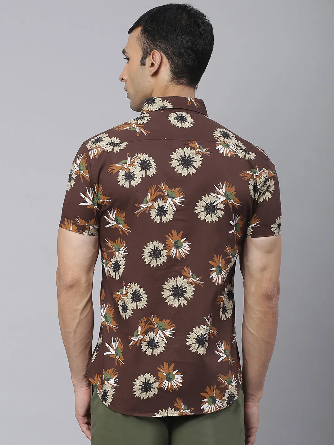 Men's Floral Prints Slimfit Half Sleeves Spread Collar Shirts (Brown)