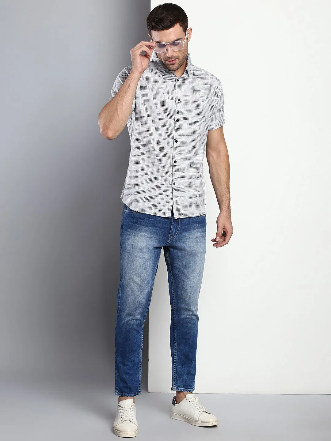 Men's Modern Slim Fit Polka Dots Opaque Printed Casual Shirt