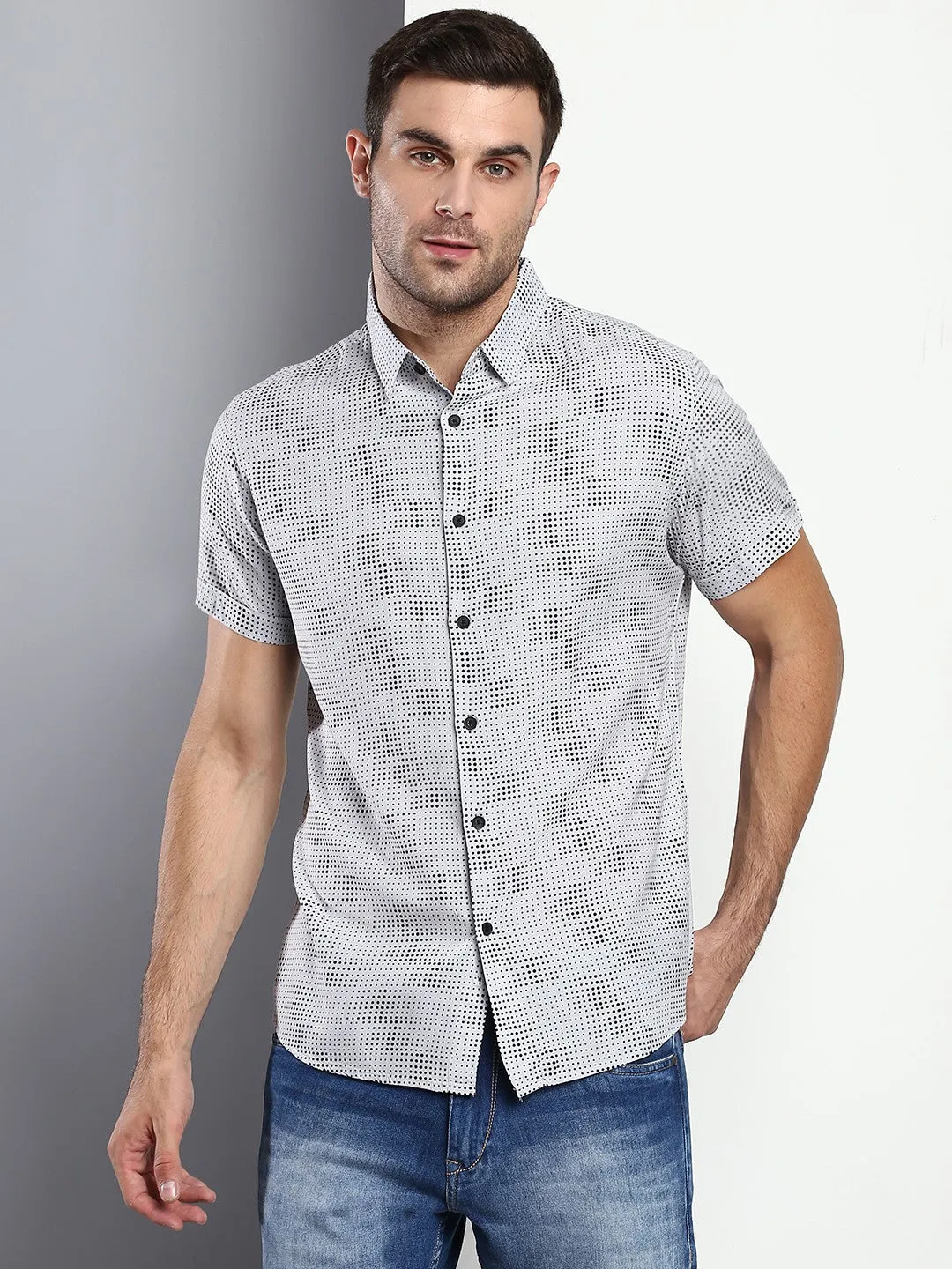 Men's Modern Slim Fit Polka Dots Opaque Printed Casual Shirt