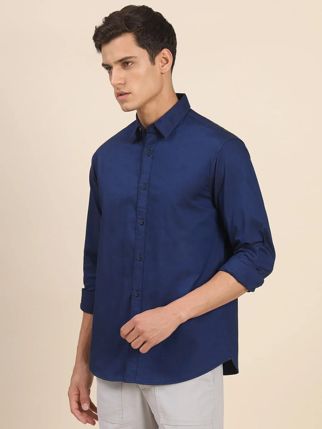 Men's Slim Fit Blue Solid Button Down Collar & Full Sleeves Casual Shirt