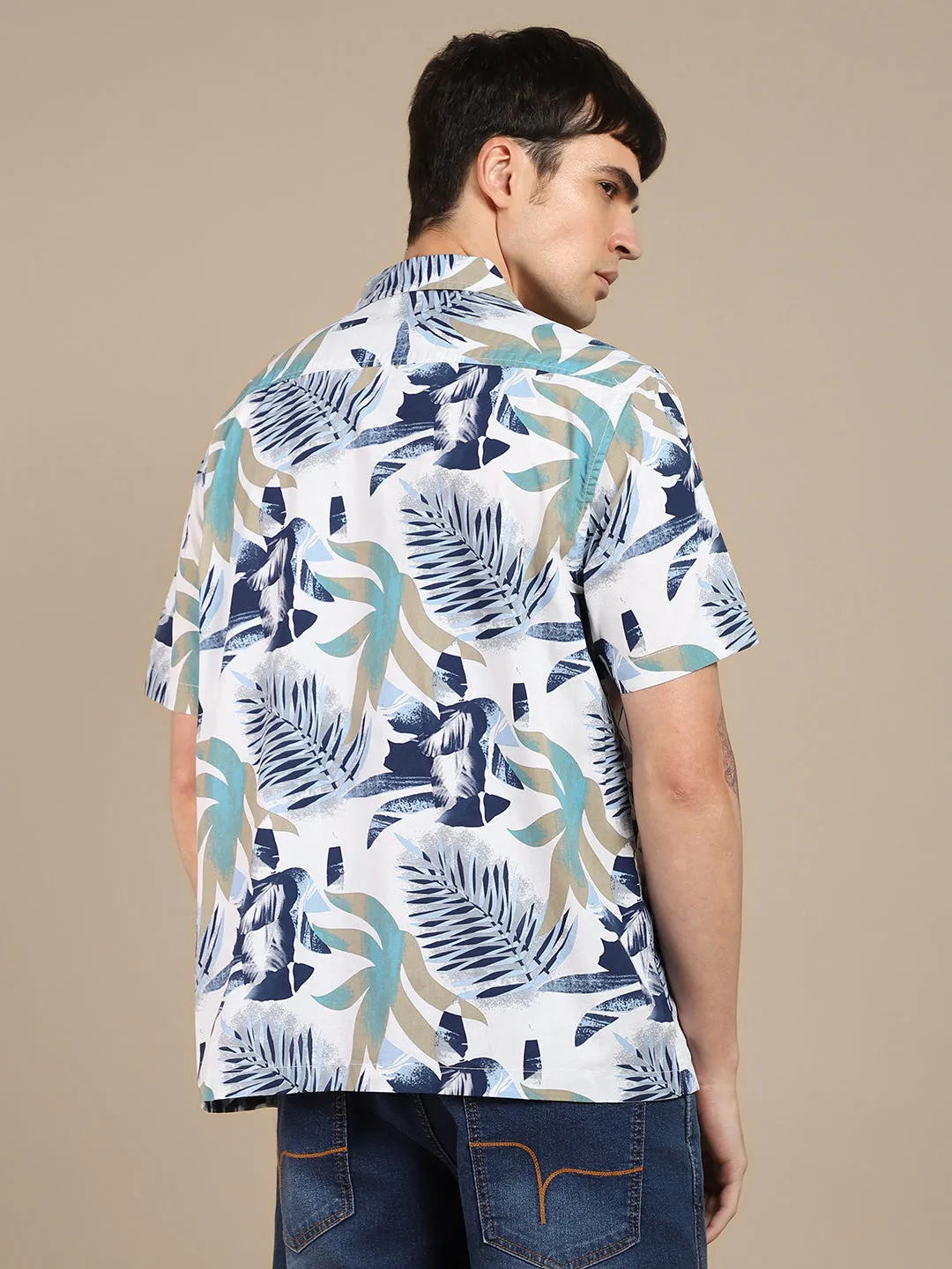 Men's Slim Fit Conversational Printed Opaque Cotton Casual Shirt