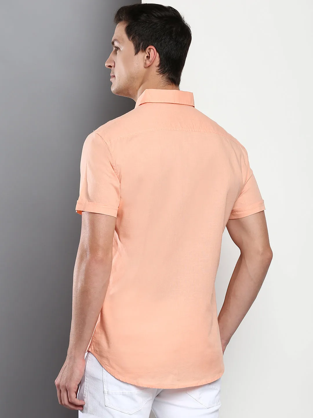 Men's Solid Peach Slim Fit Cotton Linen Casual Shirt With Spread Collar & Half Sleeves