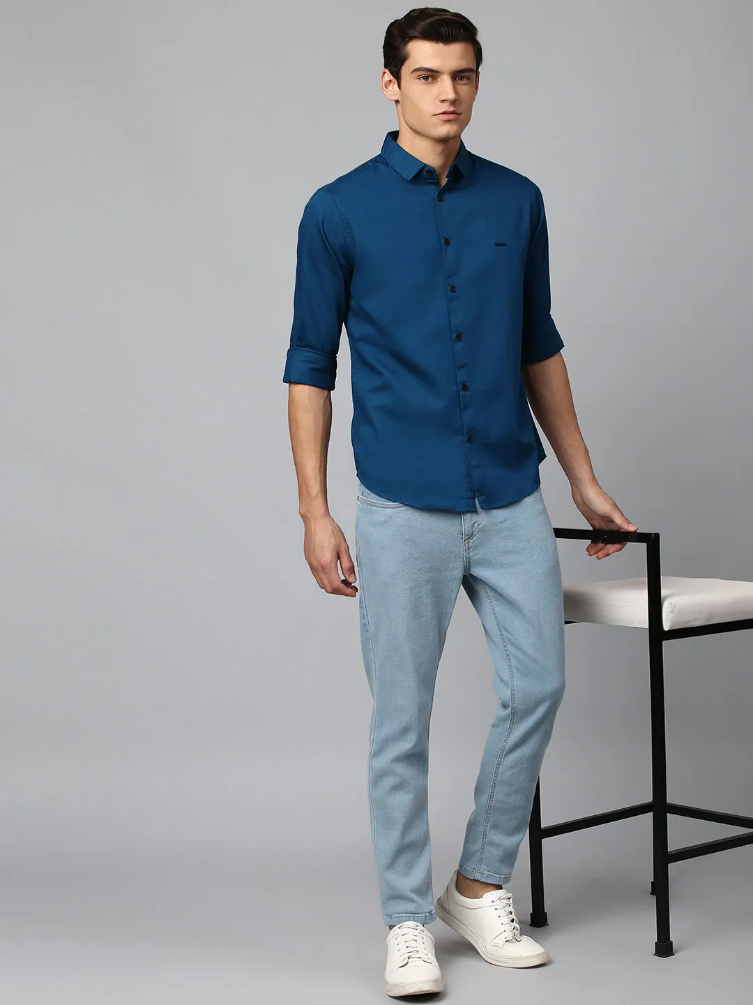 Men's Solid Petrol Blue Slim Fit Casual Shirt With Spread Collar