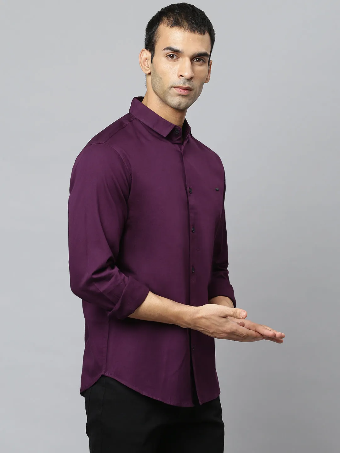 Men's Solid Purple Slim Fit Cotton Casual Shirt