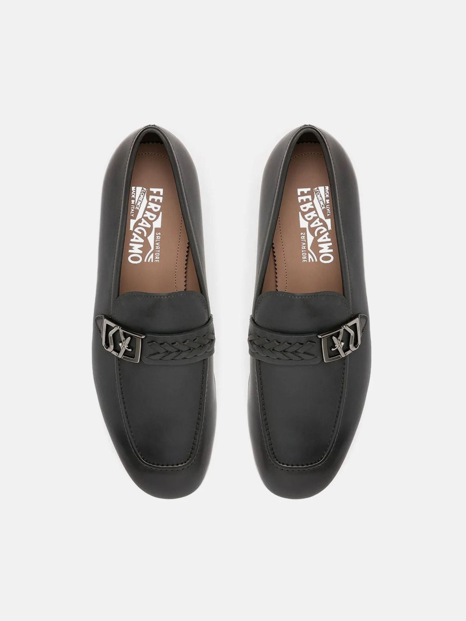 Salvatore Ferragamo Nairobi Logo Plaque Loafers - Black