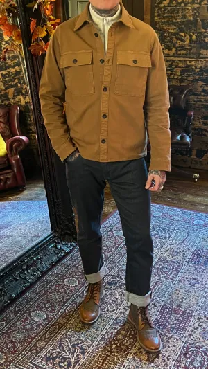 Simon's Toffee Casual Look
