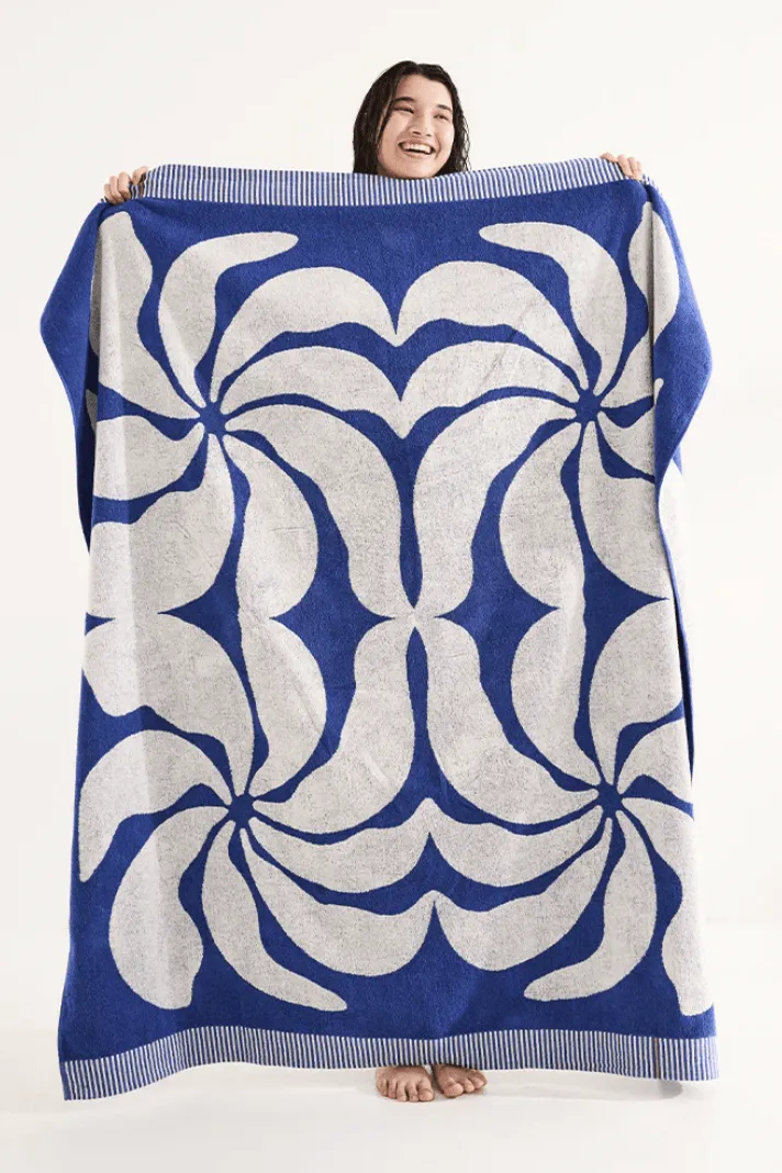 SUN RITUALS LAGOS TOWEL - SEA BLUE